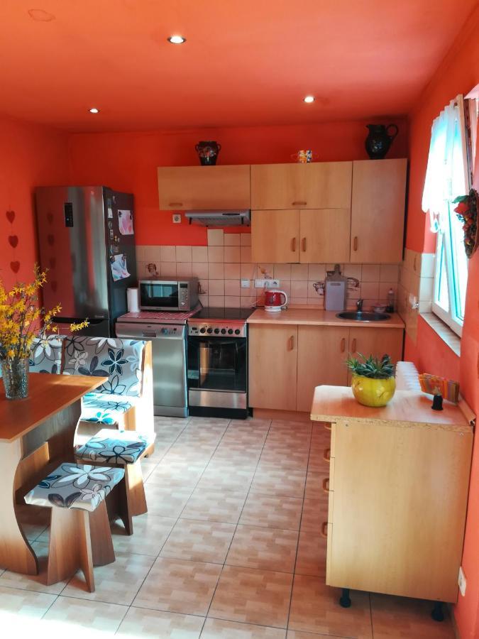 Prazdninovy Byt Arin Apartment Jachymov Ngoại thất bức ảnh